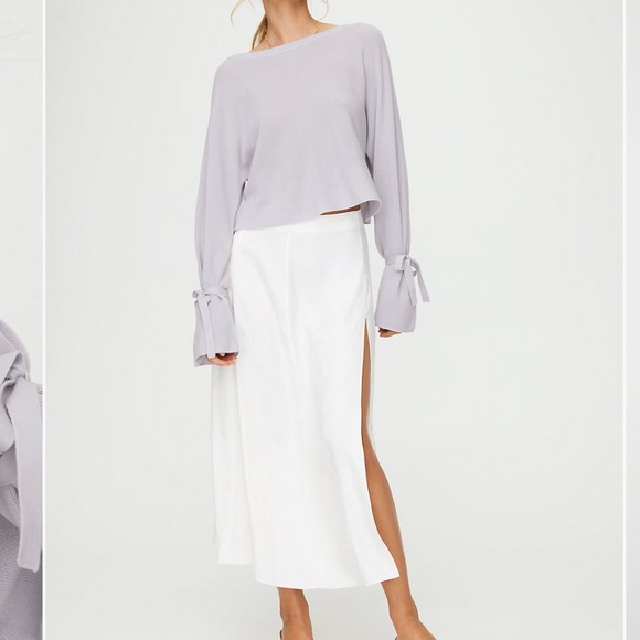 Wilfred Brown Emmy Cropped Sweater - Picture 2 of 6